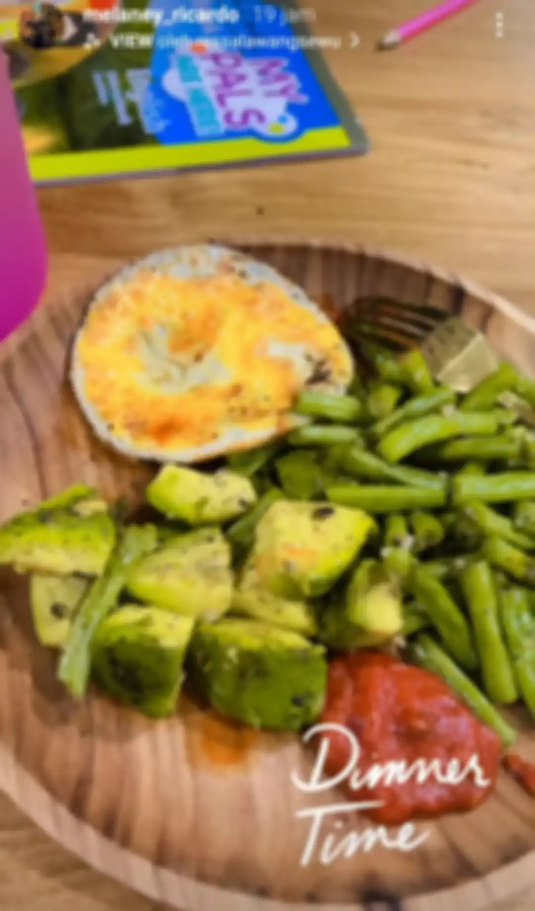 Unggahan menu makan Melaney Ricardo yang sehat.