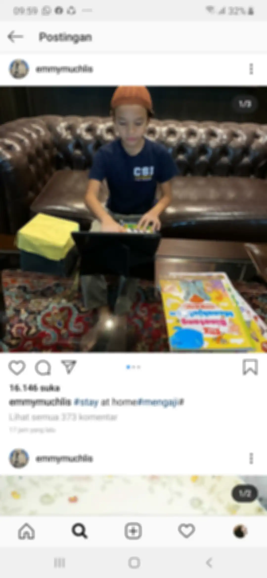 Noah tampak sangat semangat mengikuti belajar mengaji online. 