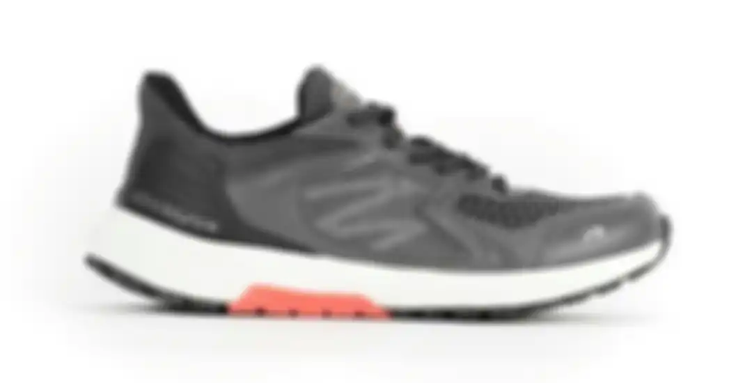 Sepatu running Spotec