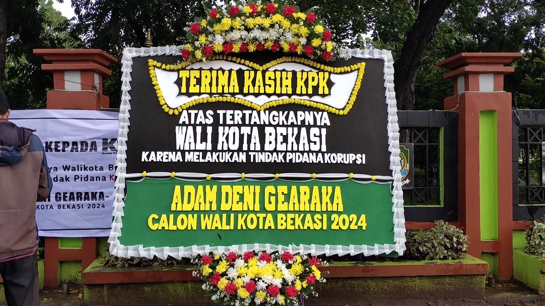 Komentar anak Wali Kota Bekasi itu juga menjadi sorotan Adam Deni. Foto anak Rahmat Effendi banjir hujatan di media sosial.