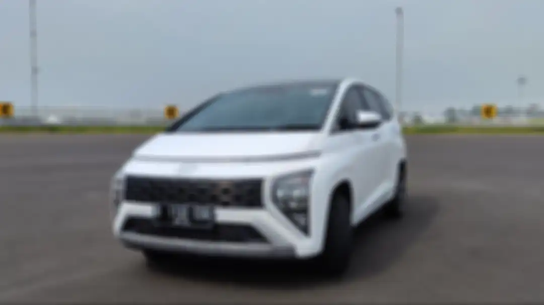 Test drive Hyundai Stargazer di Hyundai Motor Manufacturing Indonesia (HMMI), Kamis (22/7).