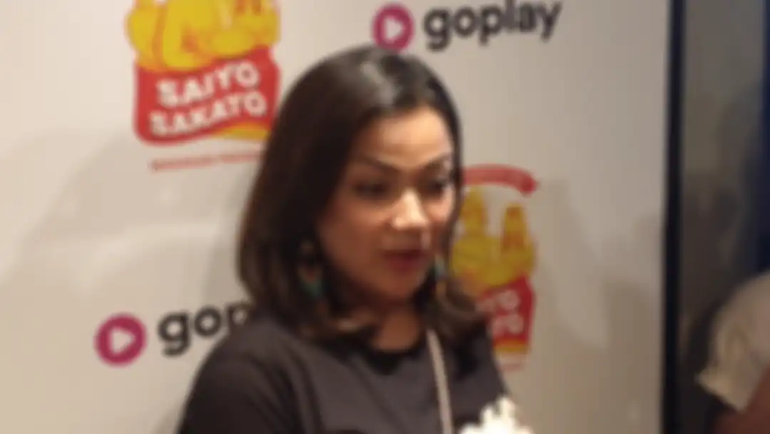 Nirina Zubir yang berperan sebagai Nita pada serial film Saiyo Sakato