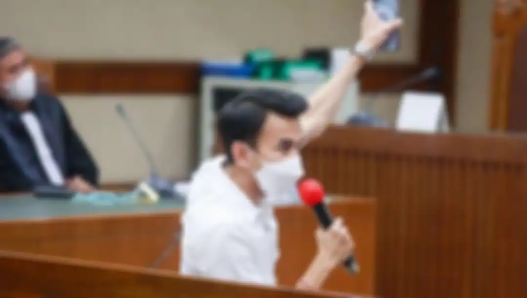 Adam Deni baru seminggu lalu mengunggah foto bareng Wirang Birawa. Kini, firasat Wirang Birawa soal musuh Jerinx SID itu terbukti.