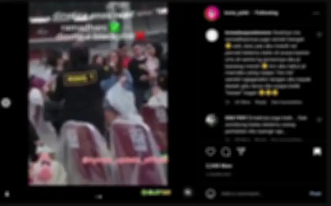 Mikhayla menyapa netizen di konser BLACKPINK