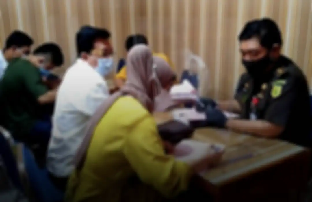 Perubahan penampilan Cynthiara Alona mendapat respons yang negatif dari netizen. Foto Cynthiara Alona akhirnya digeruduk netizen.