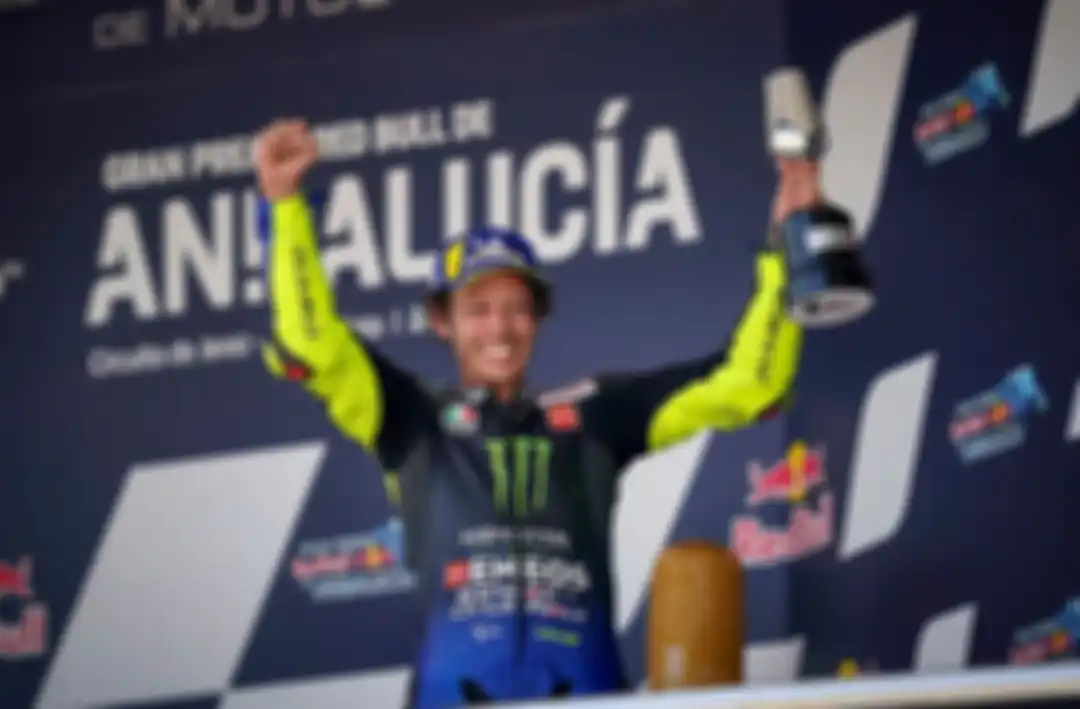 Valentino Rossi di podium kemenangan MotoGP 2020