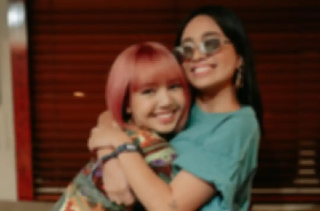 Lisa BLACKPINK dan Niki Zefanya 