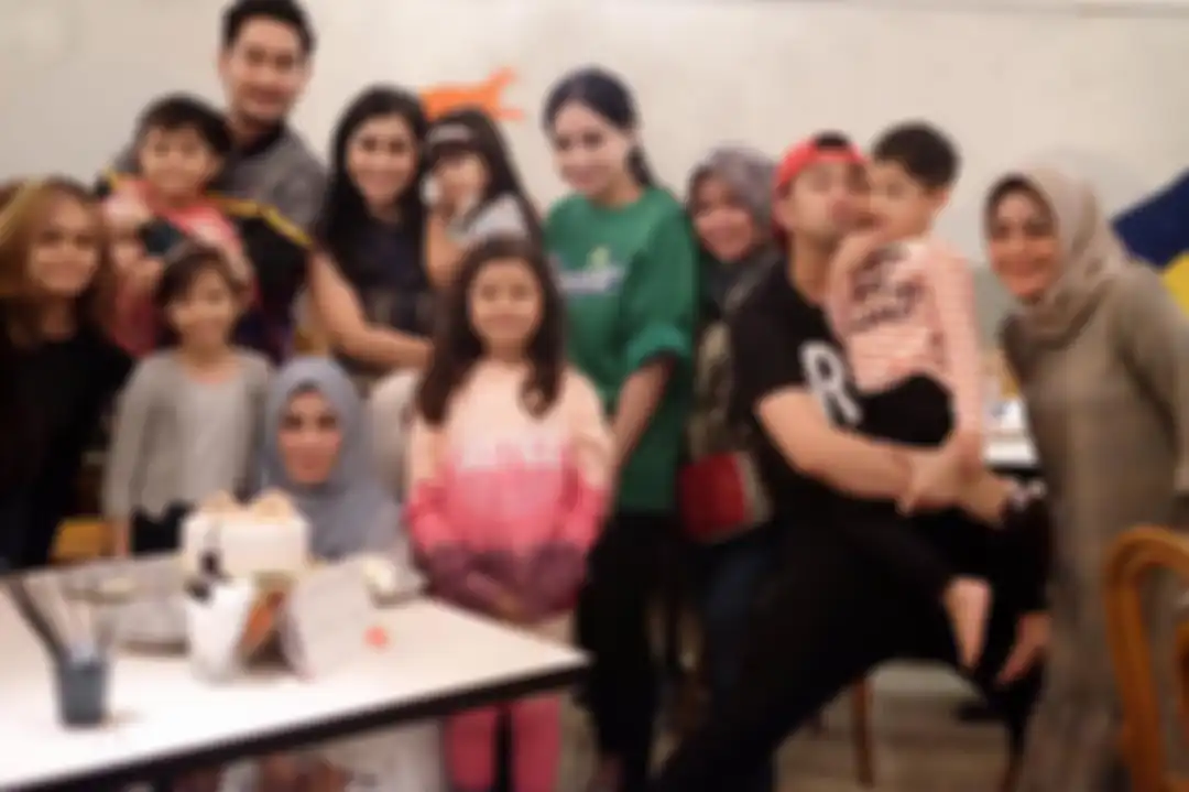  Tengah Hamil Besar Syahnaz Sedih Tak Dapat Ikut Sang Suami Ke London dan Libur Bersama Keluarga Raffi Ahmad.