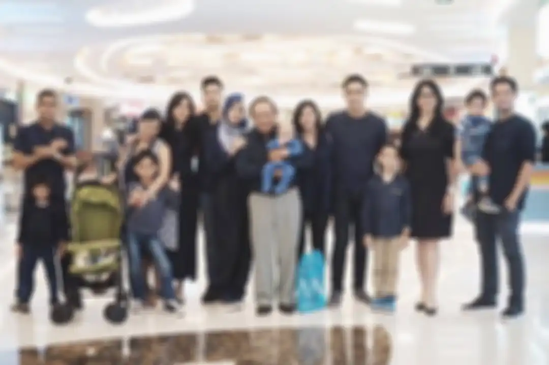 Foto kehangatan ibu Alyssa Soebandono, Angki Wardani bareng keuarga mencuri perhatian. 