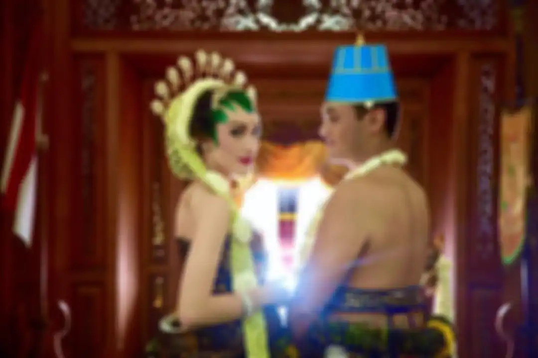 Varsha kembali mengunggah momen pernikahan