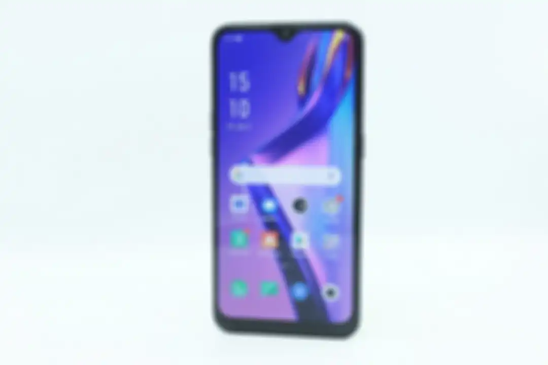 Tampilan layar Oppo A12