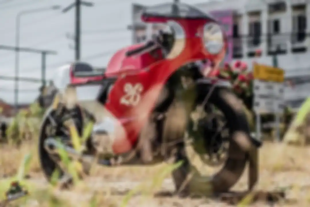 Modifikasi Royal Enfield GT 650 bergaya ala retro racer!