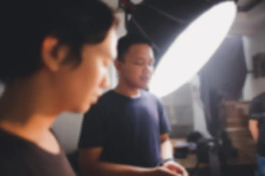 Foto sopir Vanessa Angel disebut netizen terlalu banyak gaya. Netizen terus saja mencaci maki foto Joddy di media sosial. 