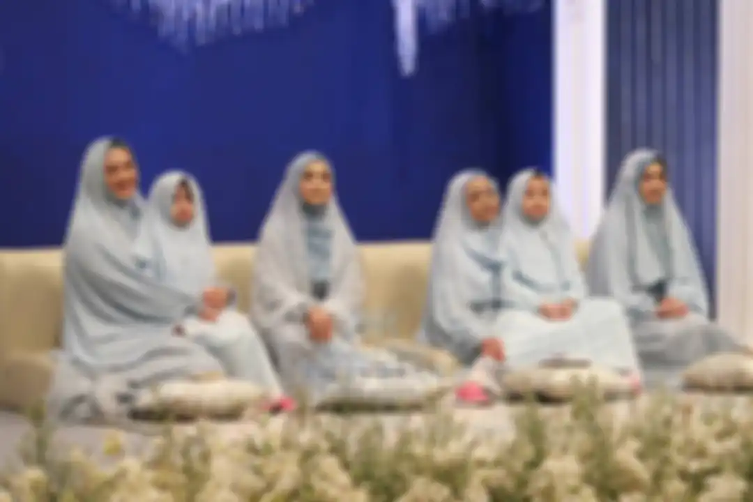 Suasana pengajian pernikahan Ria Ricis.