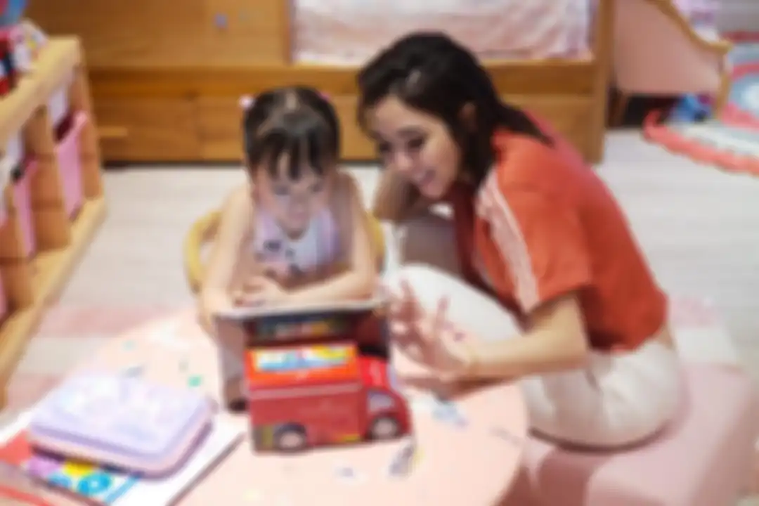 Foto Gisel mengajari Gempi sekolah daring itu diunggah Gading Marten di Instagram. Gisel dan Gading Marten diminta rujuk.