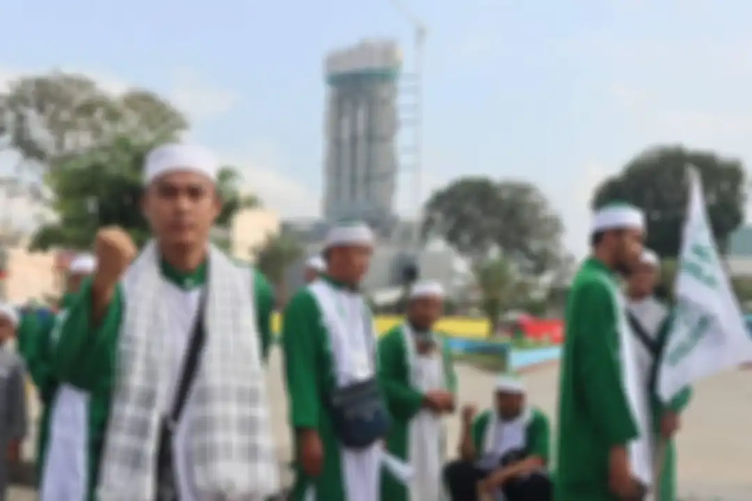 Foto Abdul Qadir Hasan Baraja pencetus Kebangkitan Khilafah viral. Polisi menemukan kata-kata berbahaya di konvoi Khilafatul Muslimin.