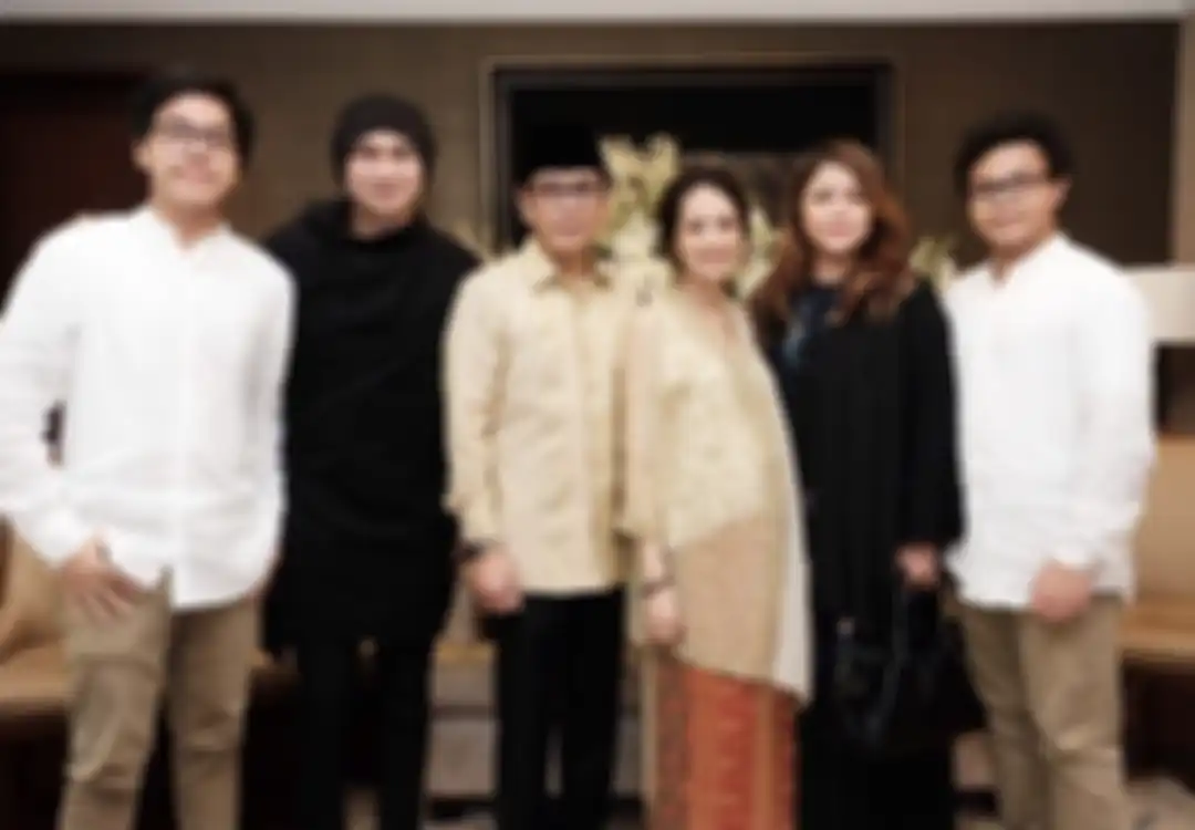 Penampilan mantan istri Wishnutama di acara syukuran kehamilan Gista Putri
