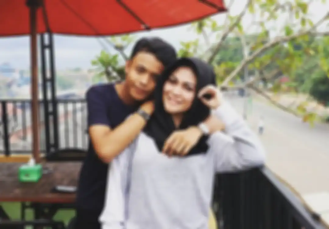Restu dan Sang Ibu, Regina.