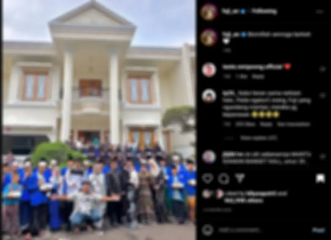 Fuji mengundang Thariq Halilintar di acara pengajian rumah barunya