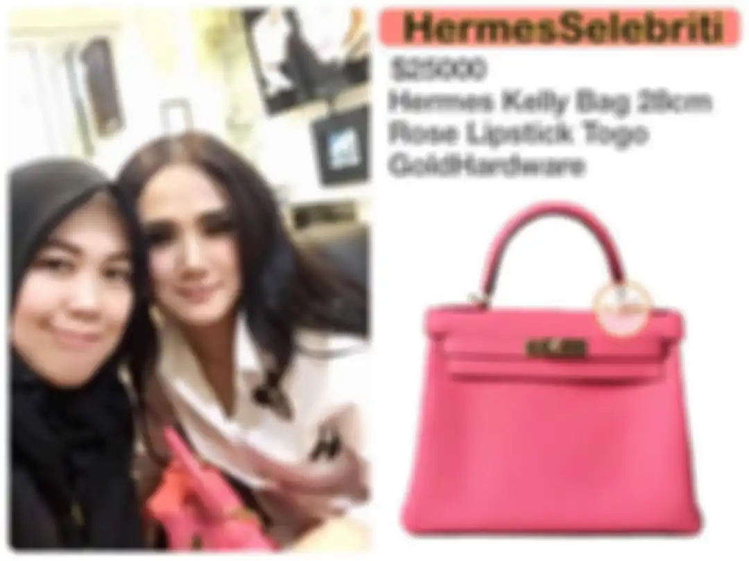 Mulan Jameela tampil dengan atasan berwarna putih dan tas mewah dari Hermes