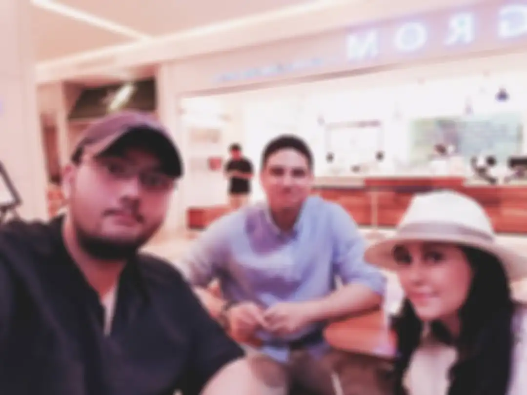 Meriam Bellina dan kedua anaknya