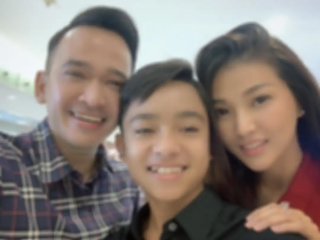 Betrand Peto Terus Jadi Sasaran Nyinyiran Netizen Gegara Hobi Gelendotan Manja dengan Sarwendah, Ruben Onsu Cemas 
