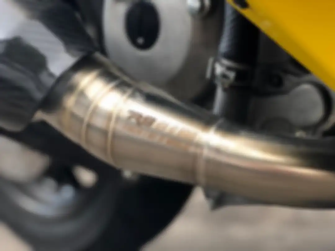 Knalpot R9 H2 Series untuk Yamaha XMAX 250.