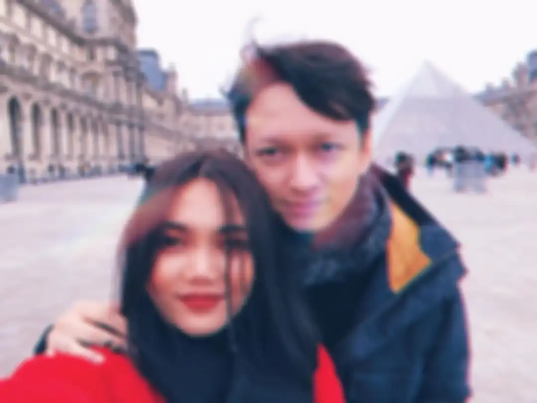 Rina Nose dan suaminya, Josscy Aartsen