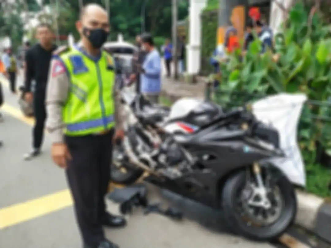 Sopir Toyota Calya yang merenggut nyawa pemilik moge BMW di Senayan dilepaskan oleh polisi. Ternyata begini alasannya.