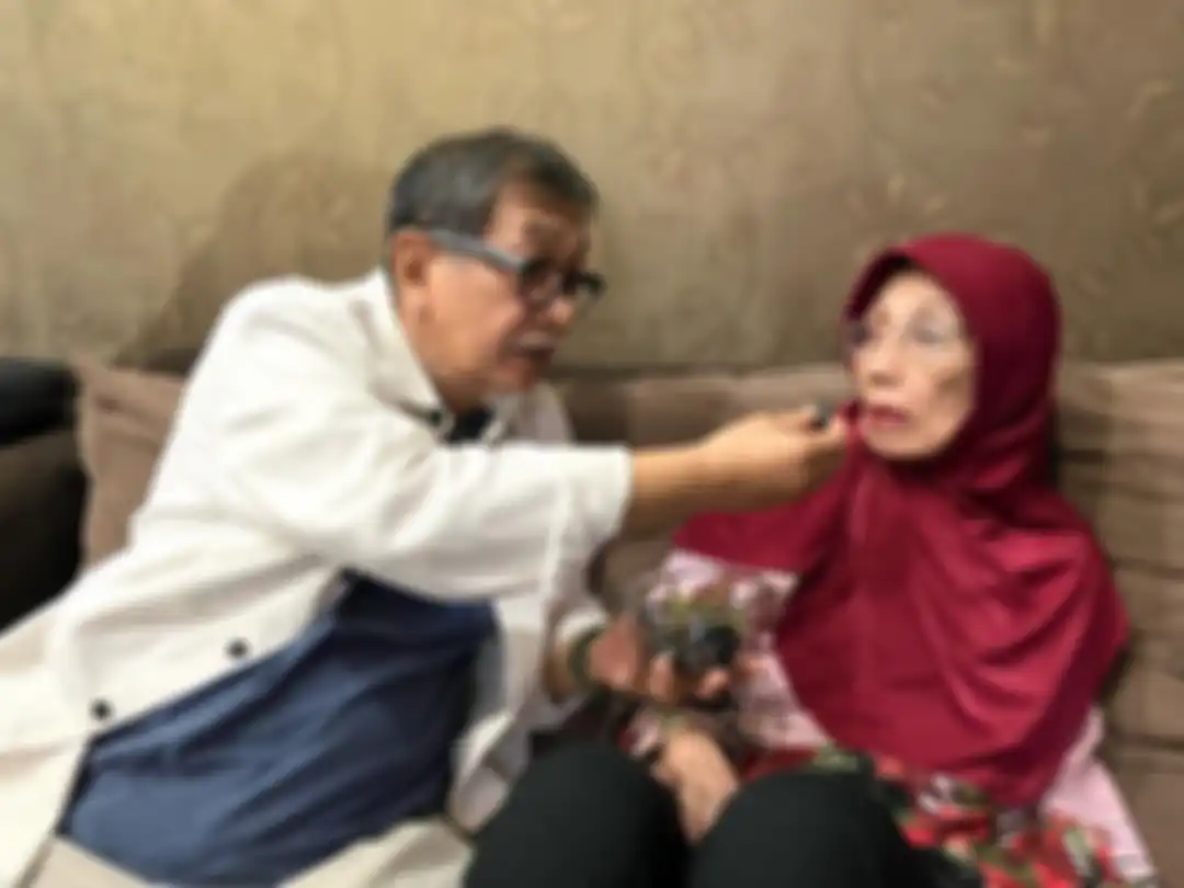 Deddy Mizwar dan Nani Wijaya