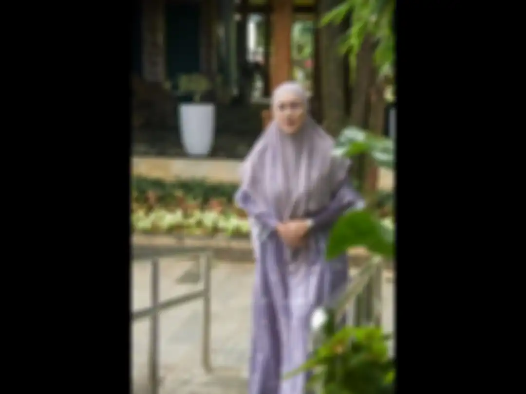 Bupati Purwakarta memberikan klarifikasi soal pacar baru. Istri Dedi Mulyadi sengaja tutup kolom komentar foto Instagram. 