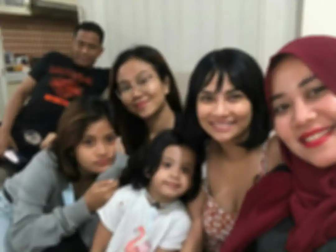 Di antara foto Doddy Sudrajat yang diserbu netizen, potret ayah Vanessa Angel bersama keluarga Bibi mencuri perhatian. Ini ceritanya.