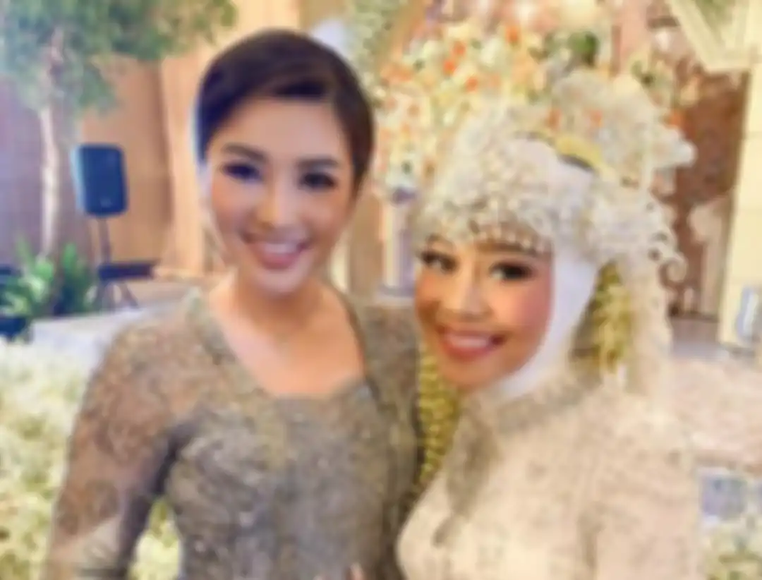 Lesti Kejora dan Fitri Carlina 