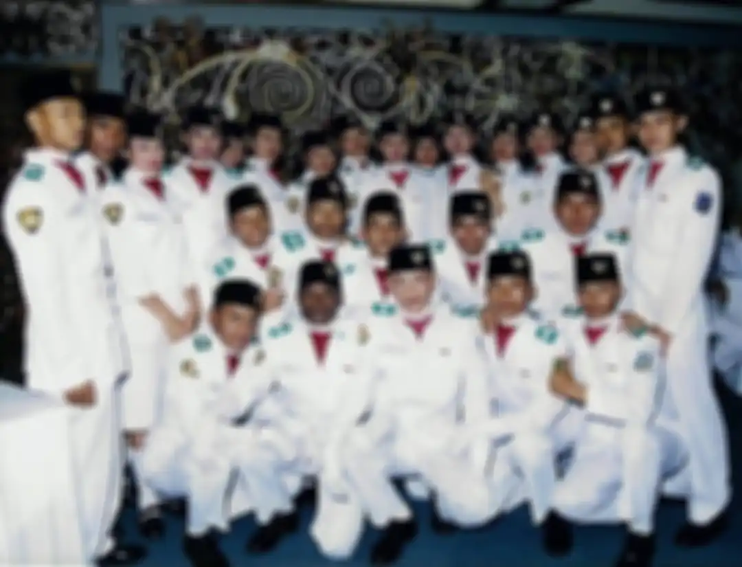 Momen ketika Hada Kusumonegoro, anak Indro Warkop menjadi anggota paskibraka Istana Negara.