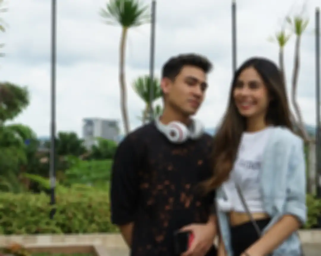 Axel Matthew & Valerie Thomas