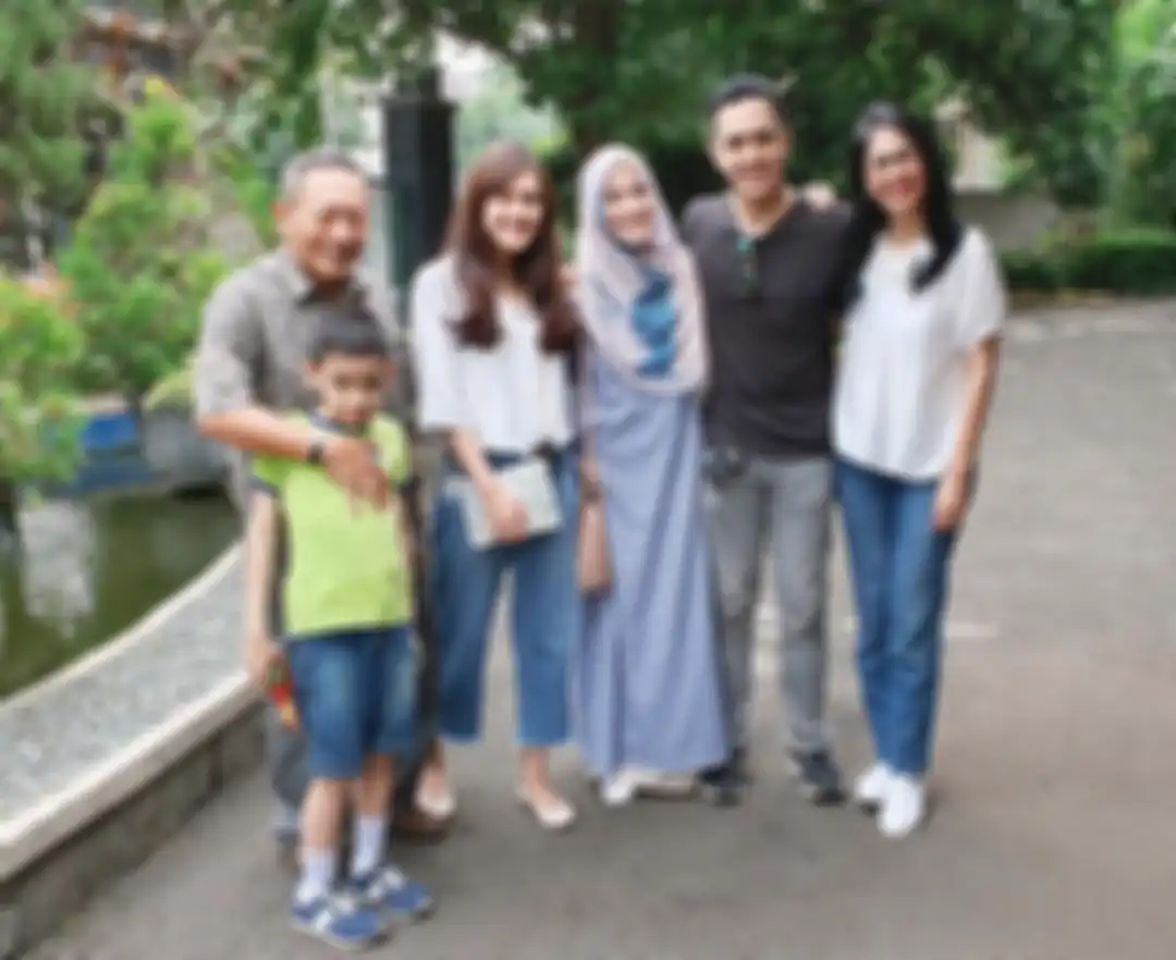 Foto kehangatan ibu Alyssa Soebandono, Angki Wardani bareng keluarga mencuri perhatian. 