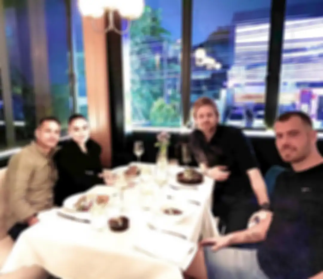 Raphael Maitimo, Agnez Mo, Bogdan Vlase dan Wiljanm Pluim
