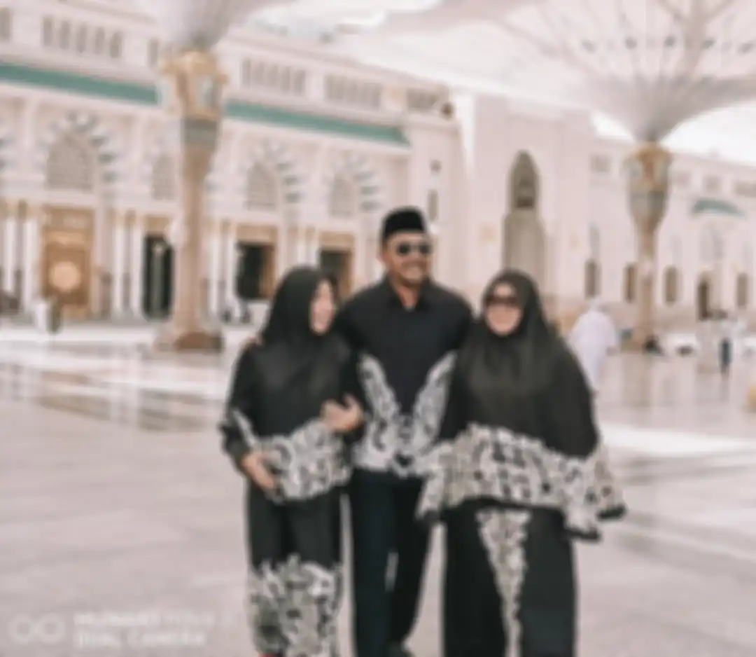 Nikita Willy dan ayah sambungnya
