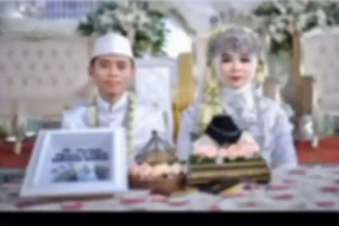 Inilah foto tampang suami Norma Risma yang kepergok berzina dengan ibu mertua. Ternyata senang dapat sensasi dari wanita profesi ini.