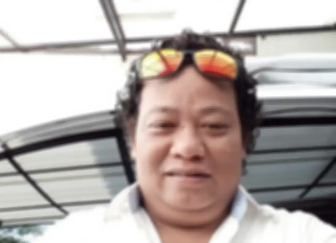 Orang dekat Ferdy Sambo ini tahu penyebab Putri Candrawathi menangis di Magelang. Begini foto sosok Kuat Maruf yang berujung tragis.
