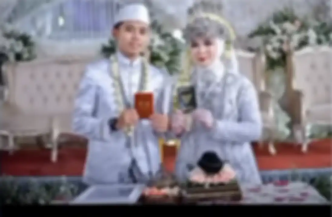 Inilah foto tampang suami Norma Risma yang kepergok berzina dengan ibu mertua. Ternyata senang dapat sensasi dari wanita profesi ini.