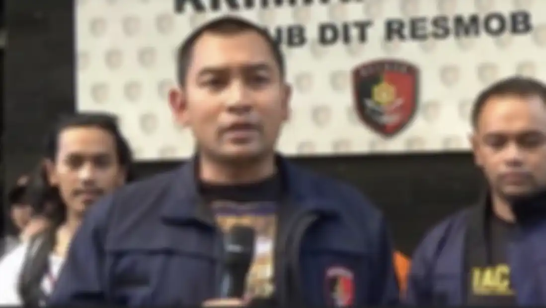 Ini profil AKBP Handik Zusen yang ikut ditahan karena Ferdy Sambo menjadi komandan penembakan Laskar FPI KM 50. Foto sosoknya disebarkan.