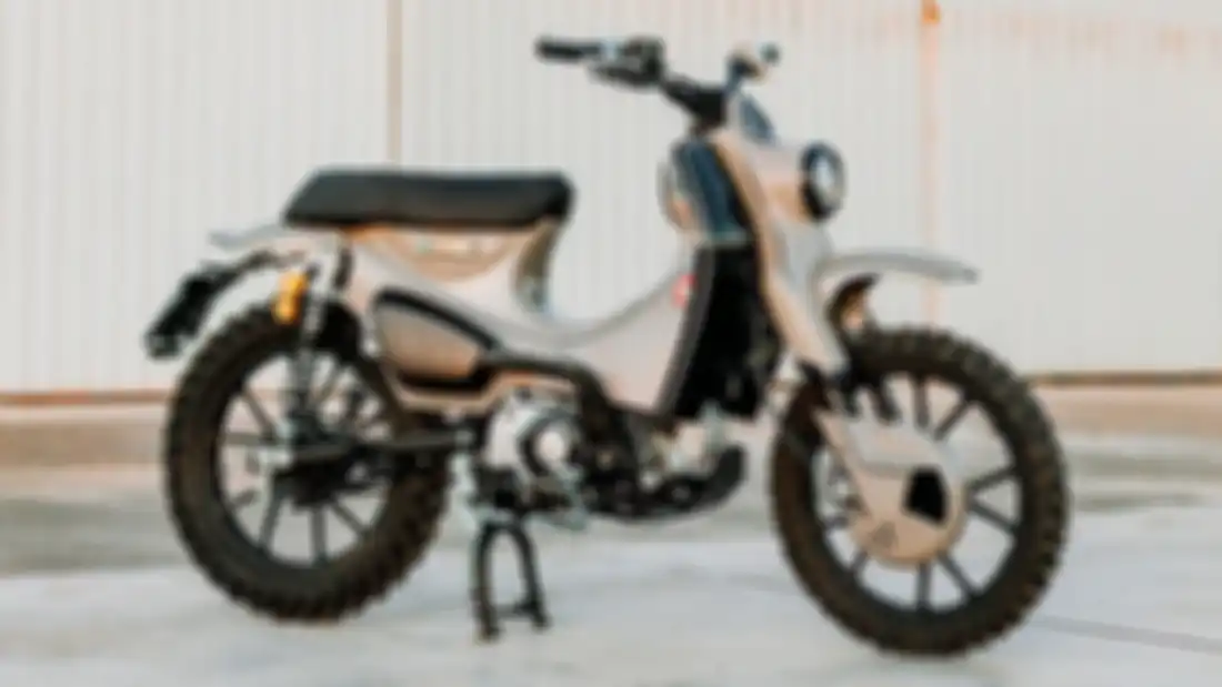 Modifikasi Honda Super Cub 125X ini merupakan proyek Honda Italia dengan bengkel kustom Motocicli Audaci.