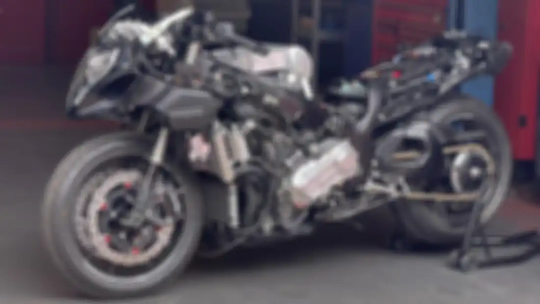 Suzuki Hayabusa berjuluk 'SuperBusa' garapan TTS Performance.