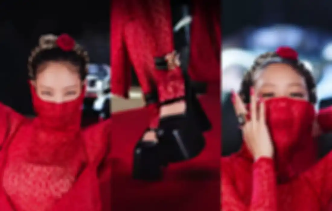 Gaya Jennie BLACKPINK pakai red lace dress di MV Pink Venom.