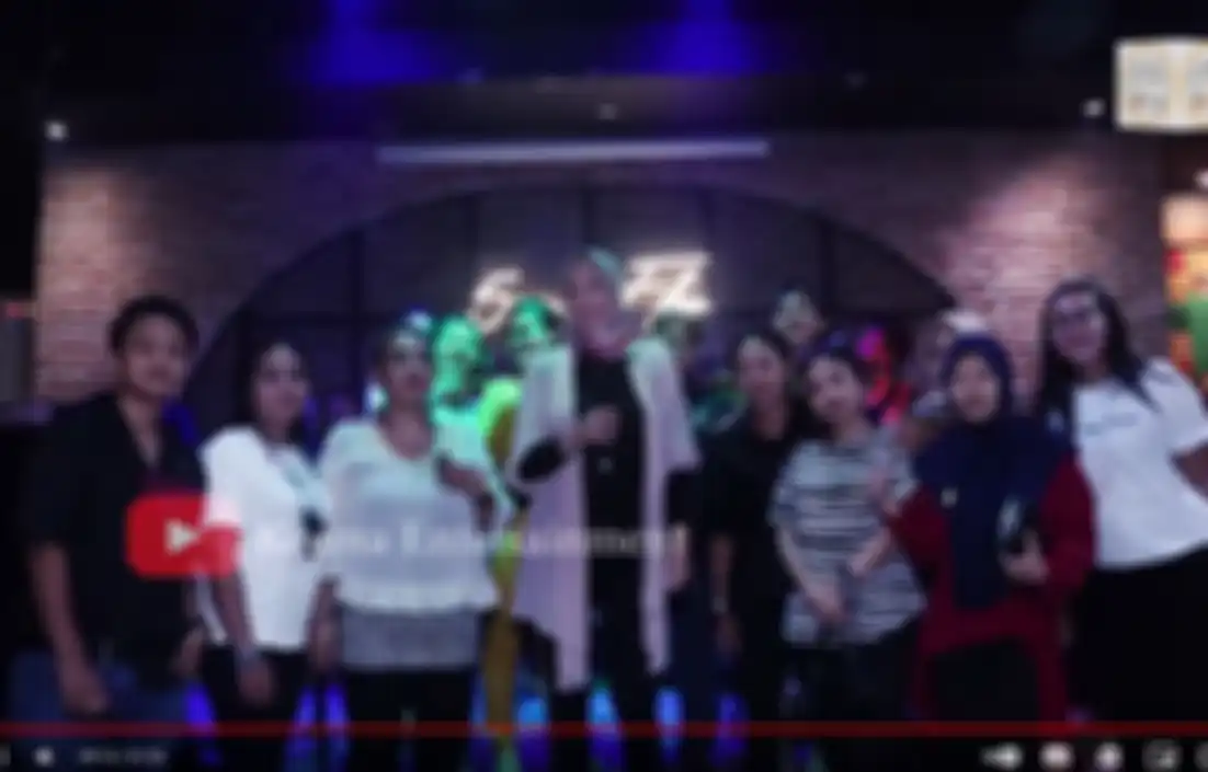Agelina Sondakh bersama rekan mantan napinya