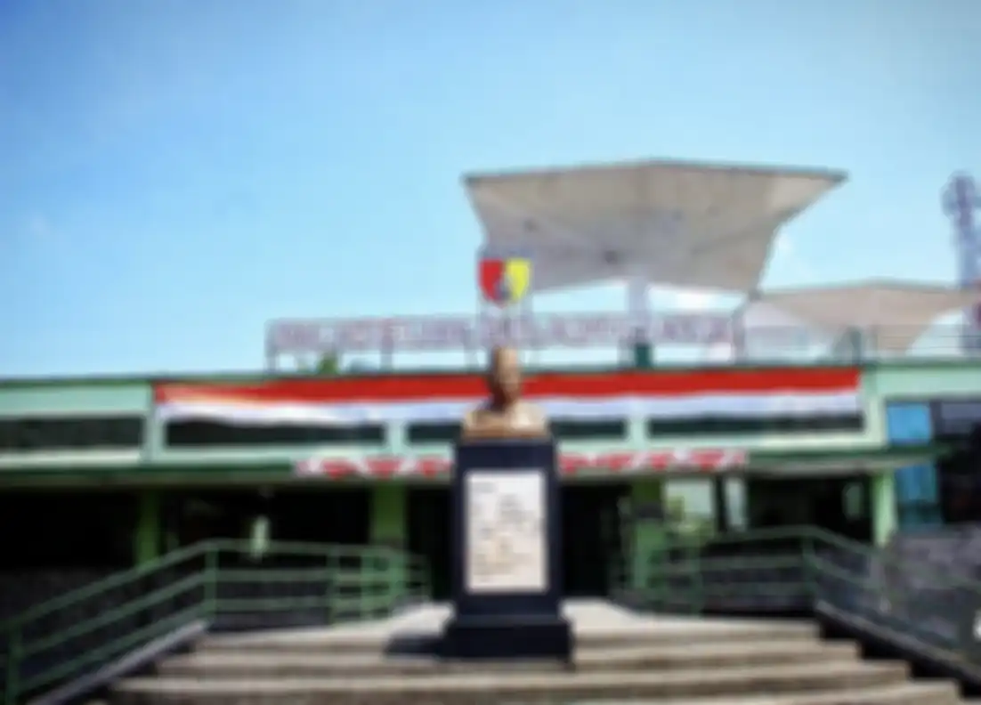 Inilah 6 tempat wisata di Malang yang cocok buat foto aesthetic. Biaya tiket masuknya juga mirah meriah. Yuk kita kunjungi!