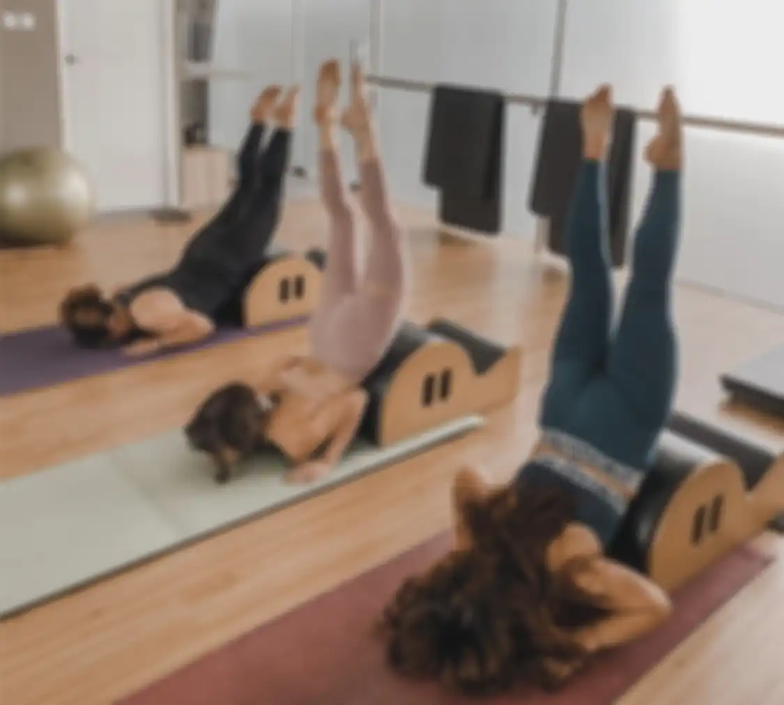 Inilah 6 foto Gisel memamerkan keindahan yoga. Netizen sampai mengeluarkan komentar nakal, kok kamu makin menjadi-jadi?