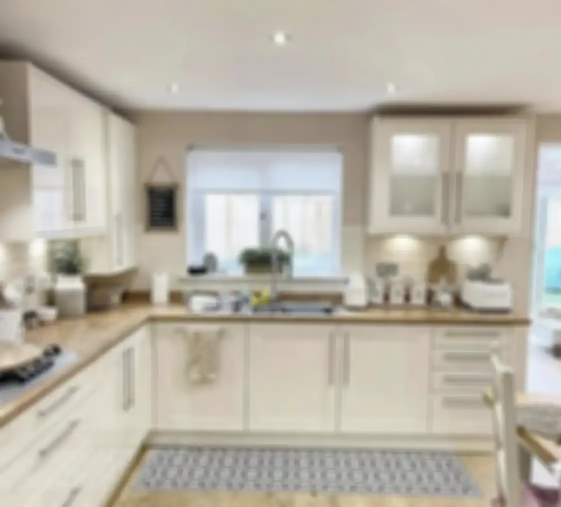 Jangan khawatir mempermak area memasak dengan modal cekak, ada 6 foto desain dapur model ini yang bisa jadi referensi.