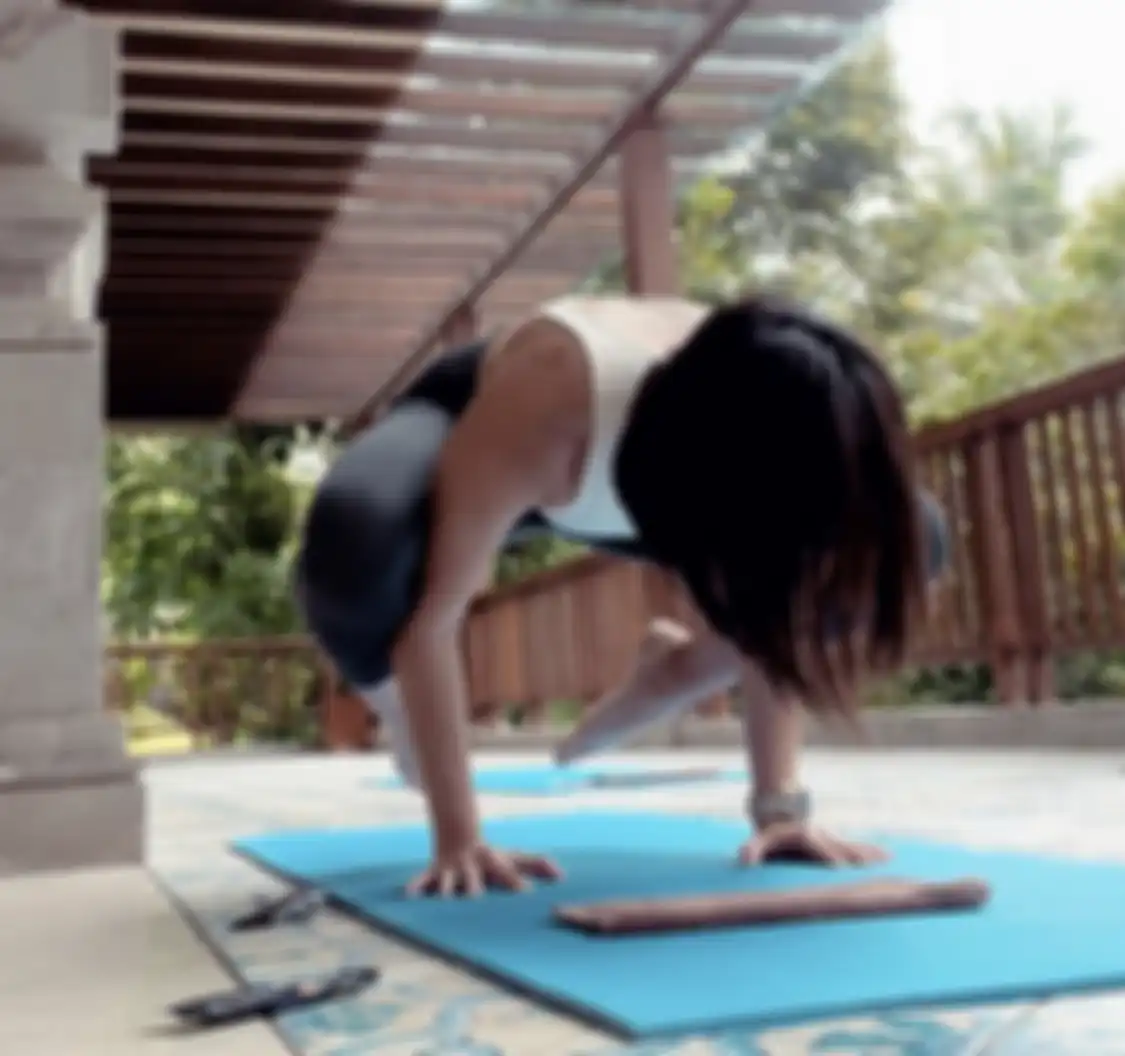 Inilah 6 foto Gisel memamerkan keindahan yoga. Netizen sampai mengeluarkan komentar nakal, kok kamu makin menjadi-jadi?